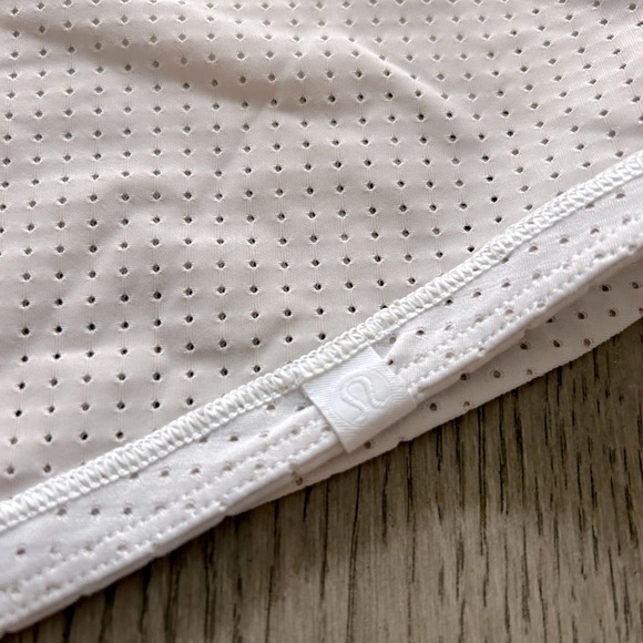 Lululemon top - Picture 2 of 4